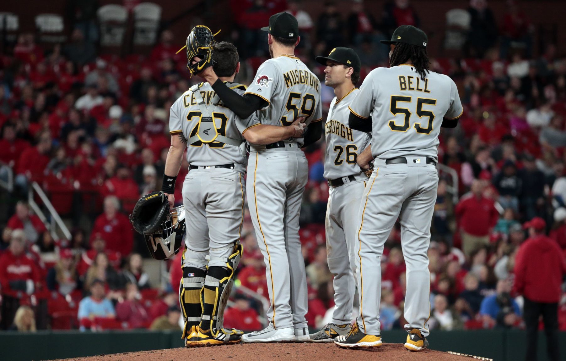 Cardinals open four games against Pirates